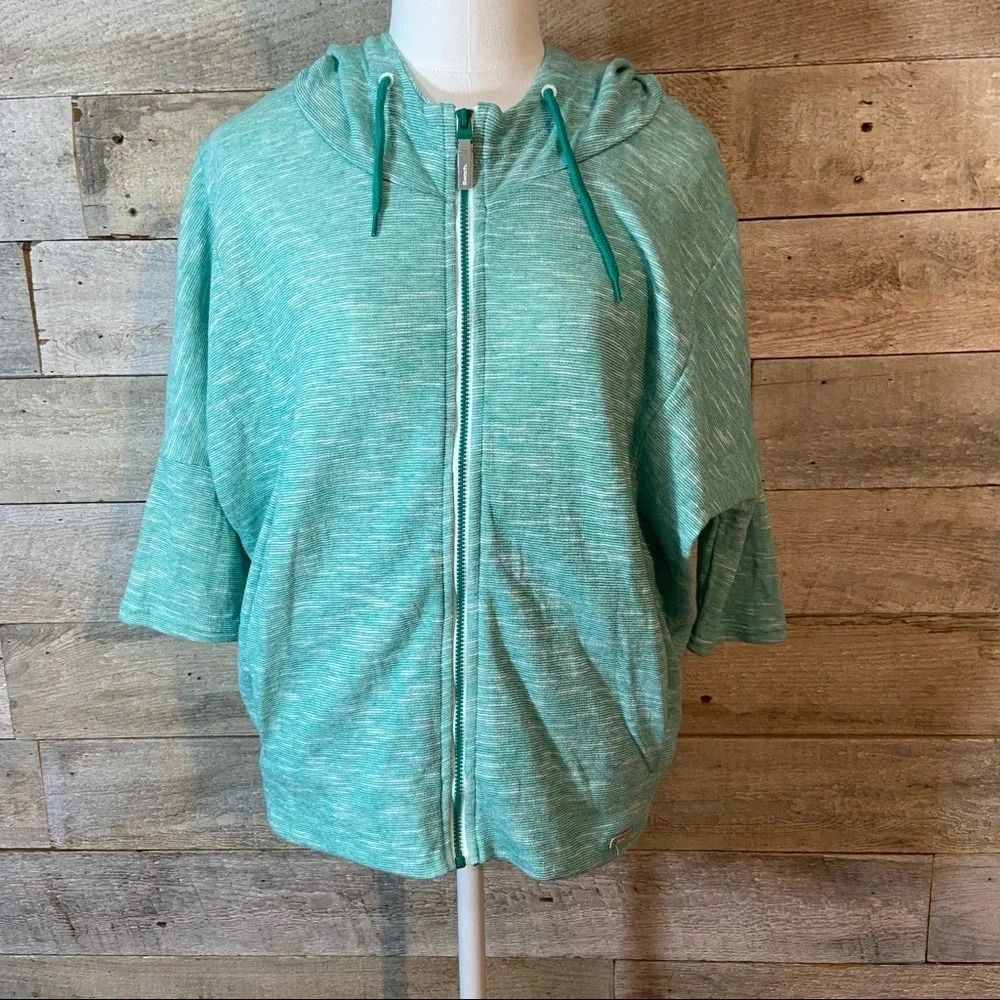 🛍️3/$30 Bench  women's green zip up short-sleeved hoodie in‎ size x-small